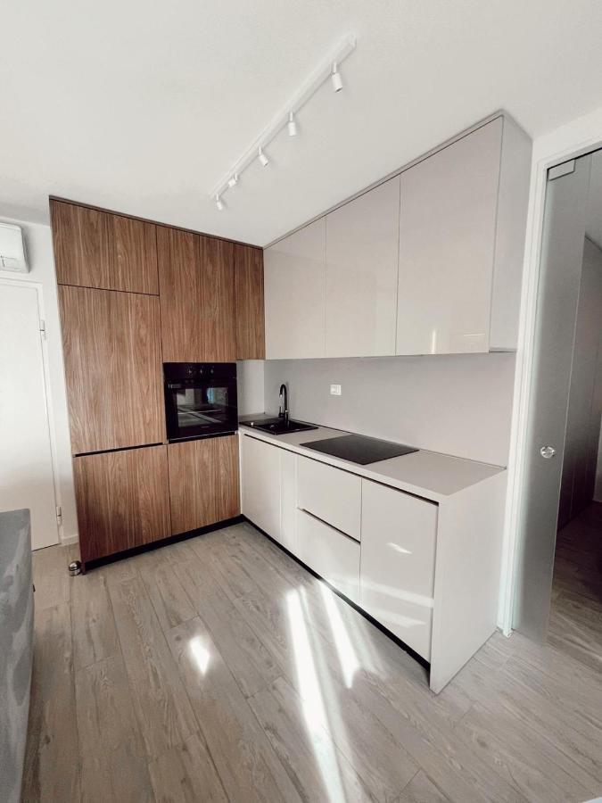 Apartment In Central Dubrovnik With Private Parking Extérieur photo